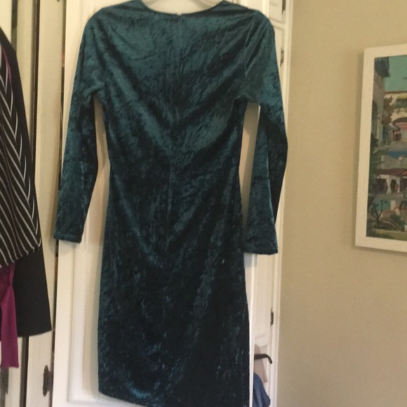 Dress - Picture 2 of 4